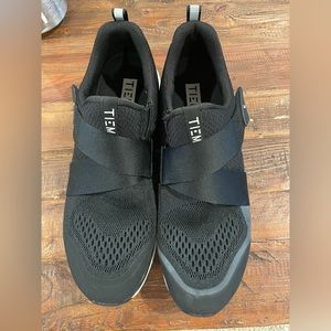 Tiem cycle shoes